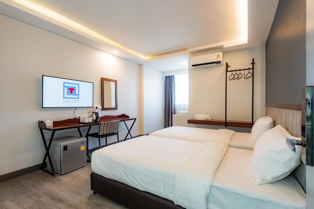 Luck Thai Hotel Чиангмай Екстериор снимка