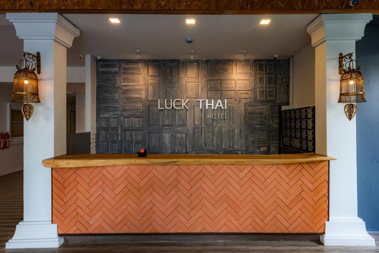 Luck Thai Hotel Чиангмай Екстериор снимка