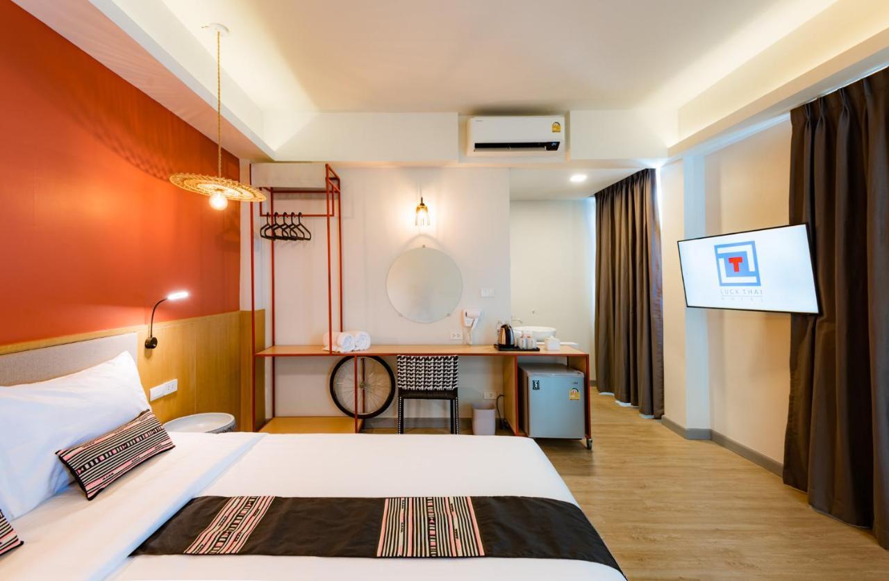 Luck Thai Hotel Чиангмай Екстериор снимка